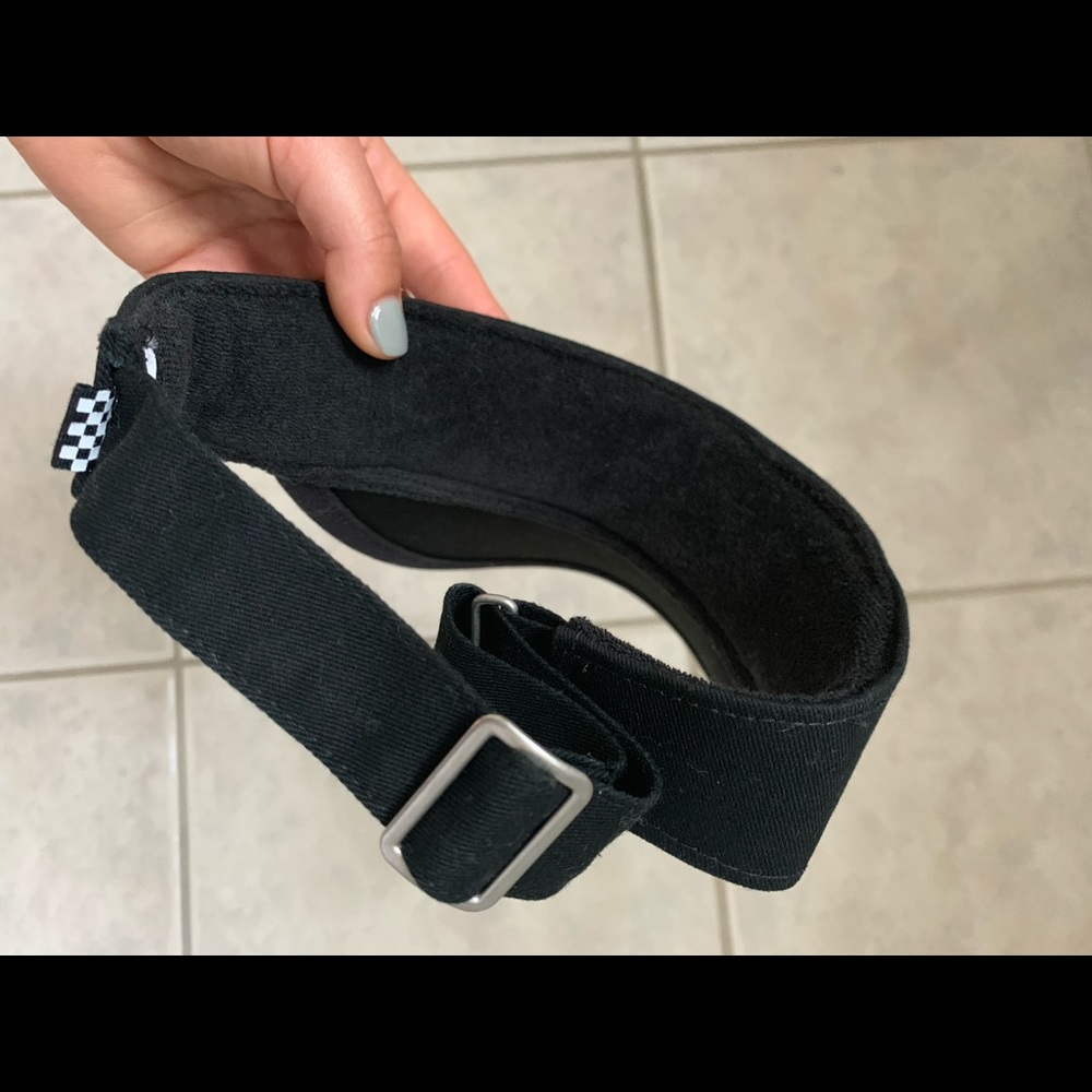 Vans sunvisor - Picture 2 of 3
